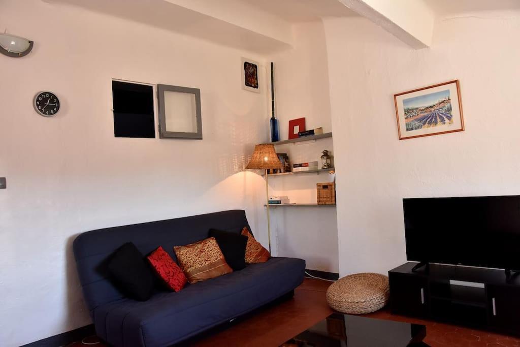 Lovely Flat In The Heart Of The Medieval City Hyères Exterior foto